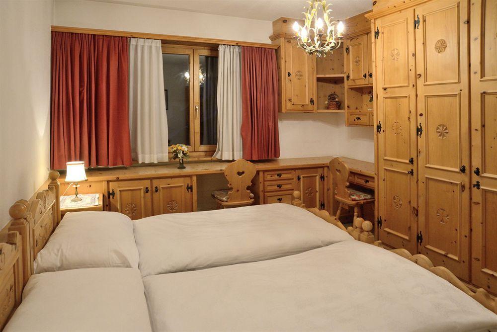 Hotel Corvatsch - Web Check-In เซนต์โมริตส์ ภายนอก รูปภาพ